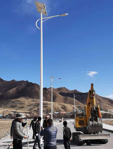 甘南碌曲10米静宁太阳能路灯项目